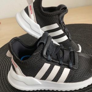 Adidas toddler boy shoes